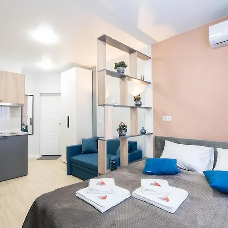 Myfreedom Апартаменти Метро Почайна Kiew Exterior foto
