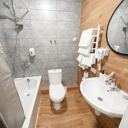 Myfreedom Апартаменти Метро Почайна Kiew Zimmer foto